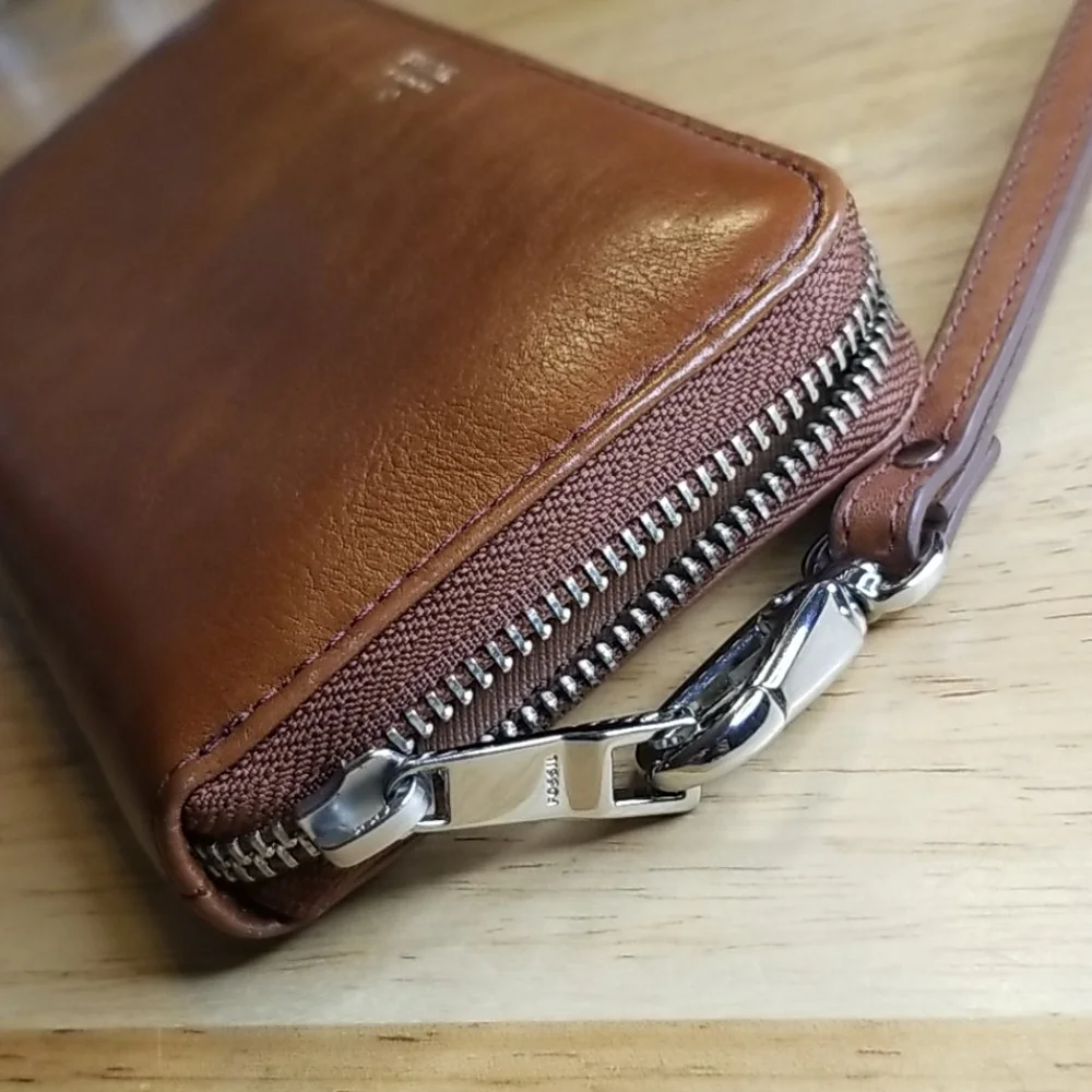 RARE Fossil Wallet Clutch Y2K Genuine Leather Excellent Condition
